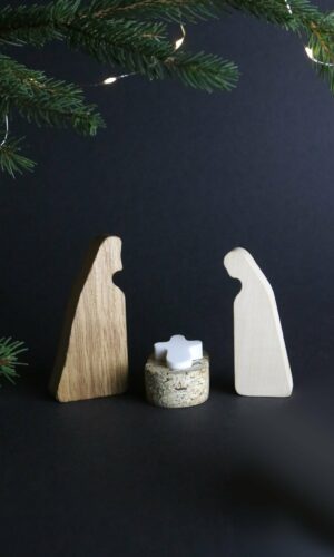 Crèche en bois  |  4 pièces avec sac